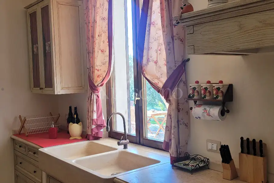 Villa in vendita di 480 mq a €880.000 (rif. 4/2026)