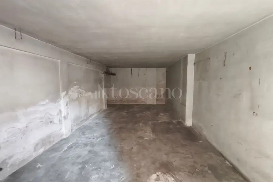 Box in vendita di 28 mq a €27.000 (rif. 41/2026)