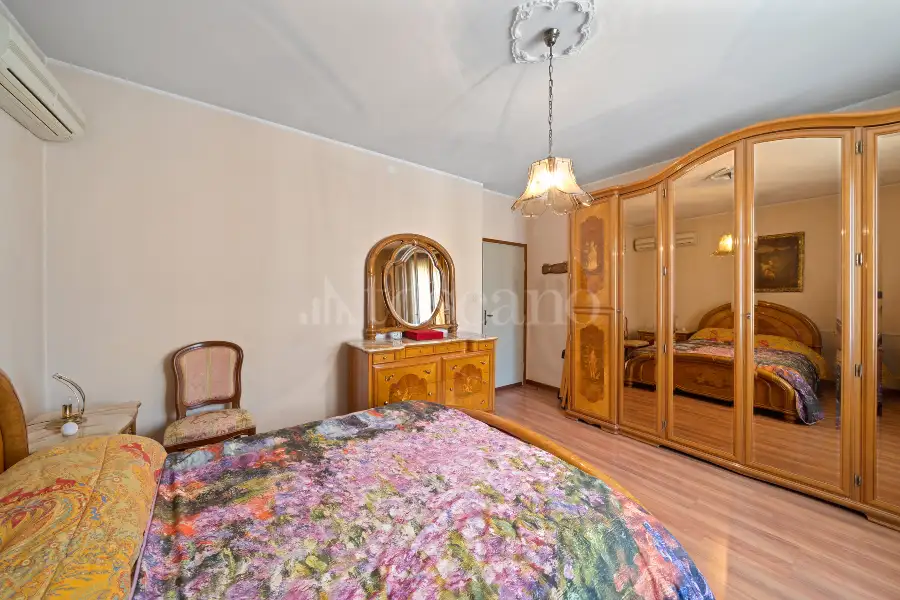 Villa in vendita di 350 mq a €880.000 (rif. 25/2025)
