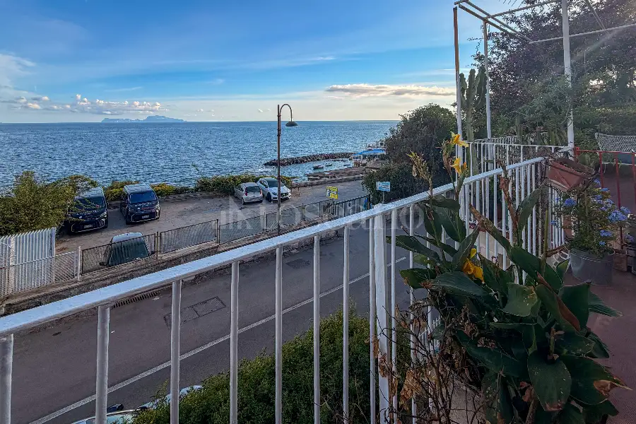 Casa in vendita di 170 mq a €1.460.000 (rif. 49/2026)