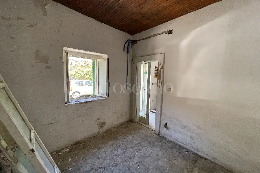 Casa Indipendente in vendita di 122 mq a €75.000 (rif. 15/2026)