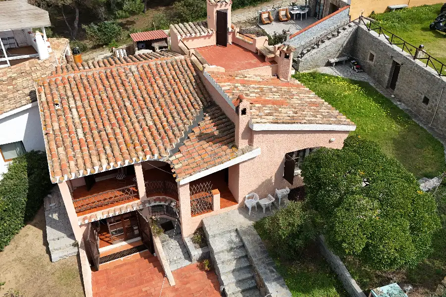 Villa in vendita di 260 mq trattativa riservata (rif. 10/2026)
