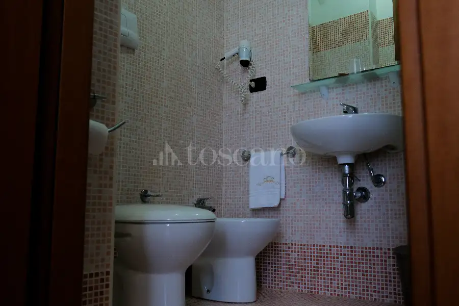 Albergo in vendita di 1.100 mq a €2.800.000 (rif. 14/2023)