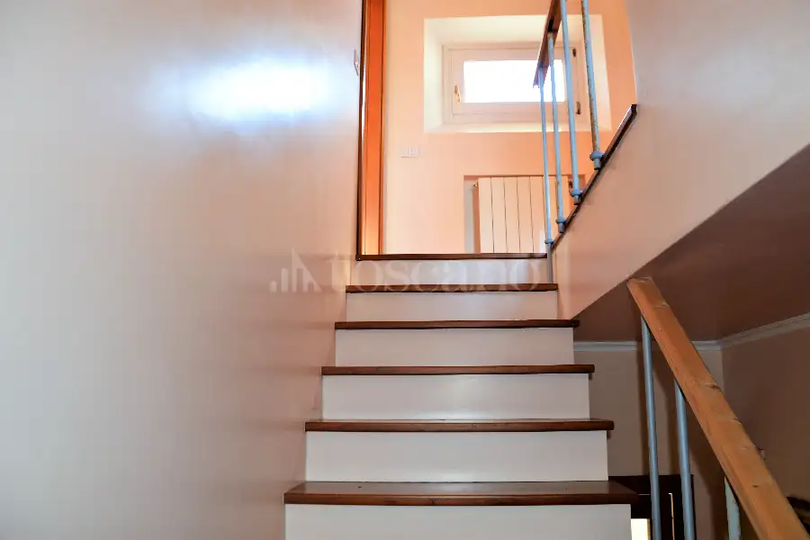Villa Bifamiliare in vendita di 210 mq a €650.000 (rif. 39/2025)