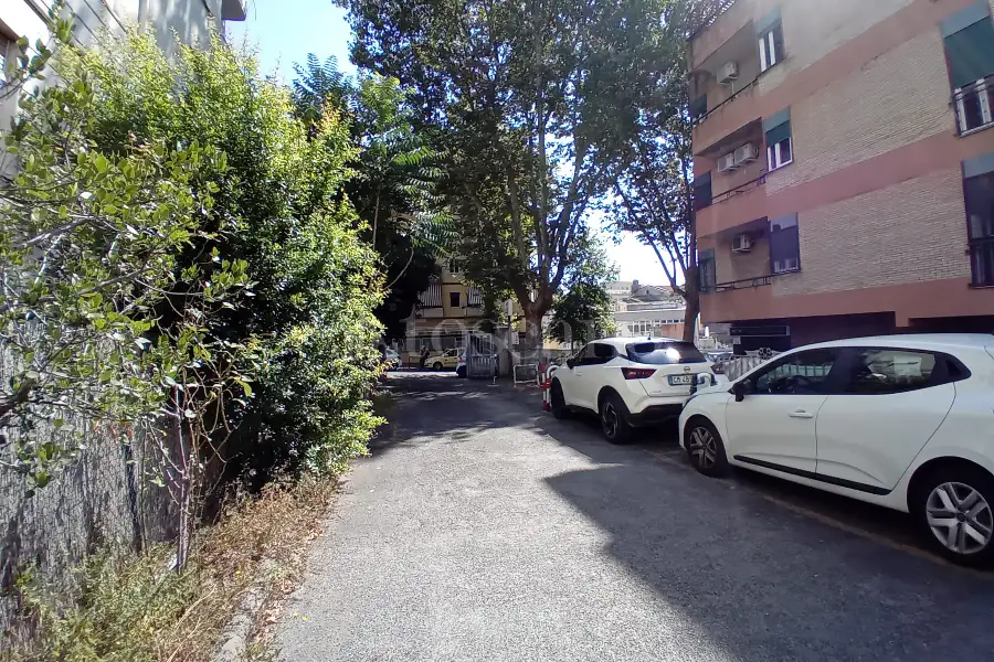 Box in vendita di 15 mq a €65.000 (rif. 24/2026)