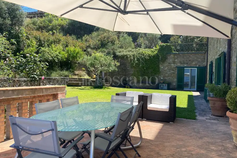 Casa in vendita di 120 mq a €350.000 (rif. 10/2024)