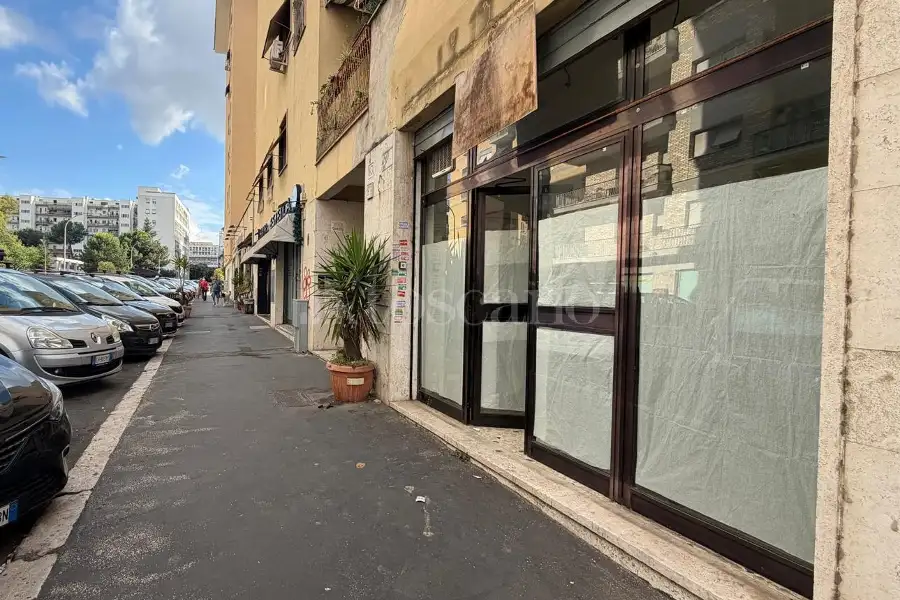 Negozio in vendita di 40 mq a €60.000 (rif. 24/2026)
