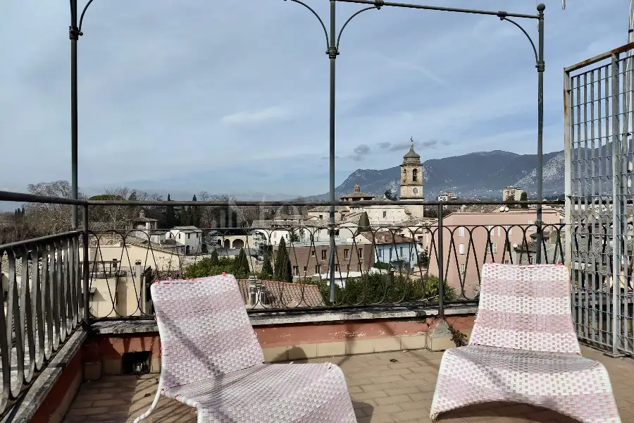 Attico in vendita di 100 mq a €214.000 (rif. 8/2026)