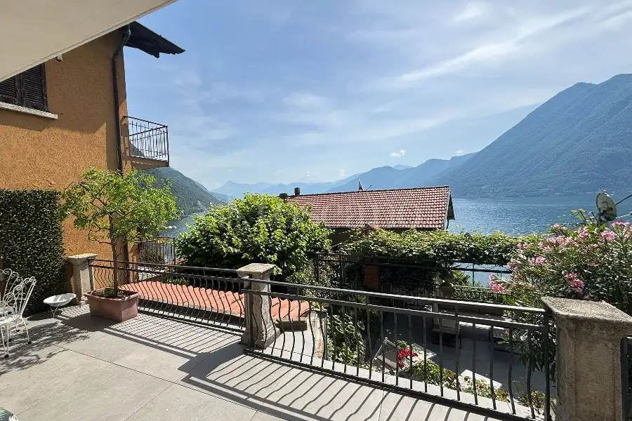 Casa Indipendente in vendita di 162 mq a €750.000 (rif. 14/2026)