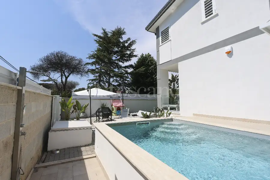 Villa Bifamiliare in vendita di 140 mq a €529.000 (rif. 38/2026)