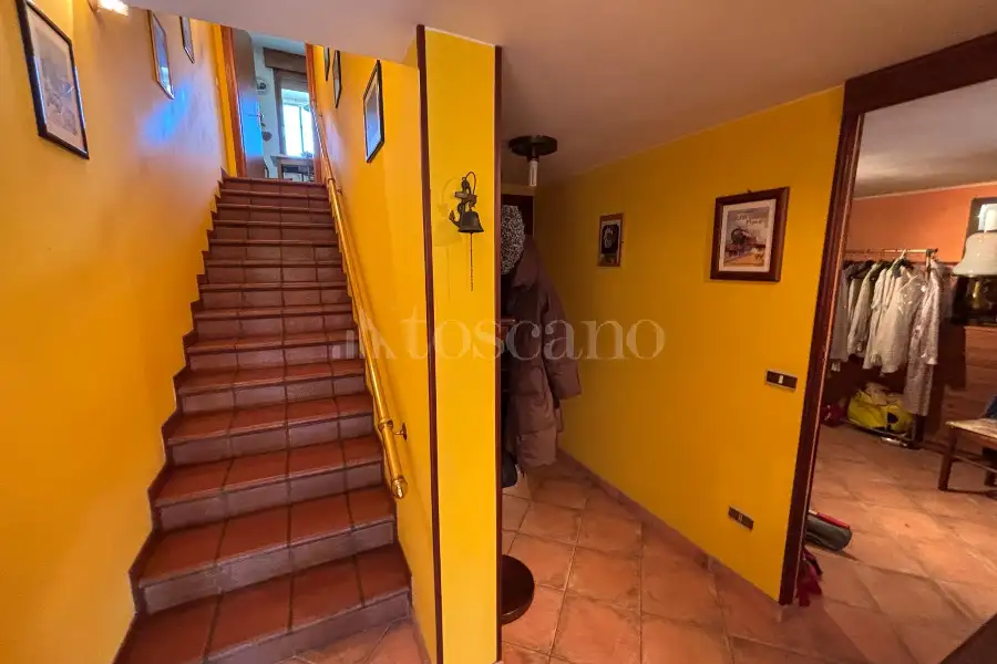 Casa Indipendente in vendita di 300 mq a €515.000 (rif. 3/2026)
