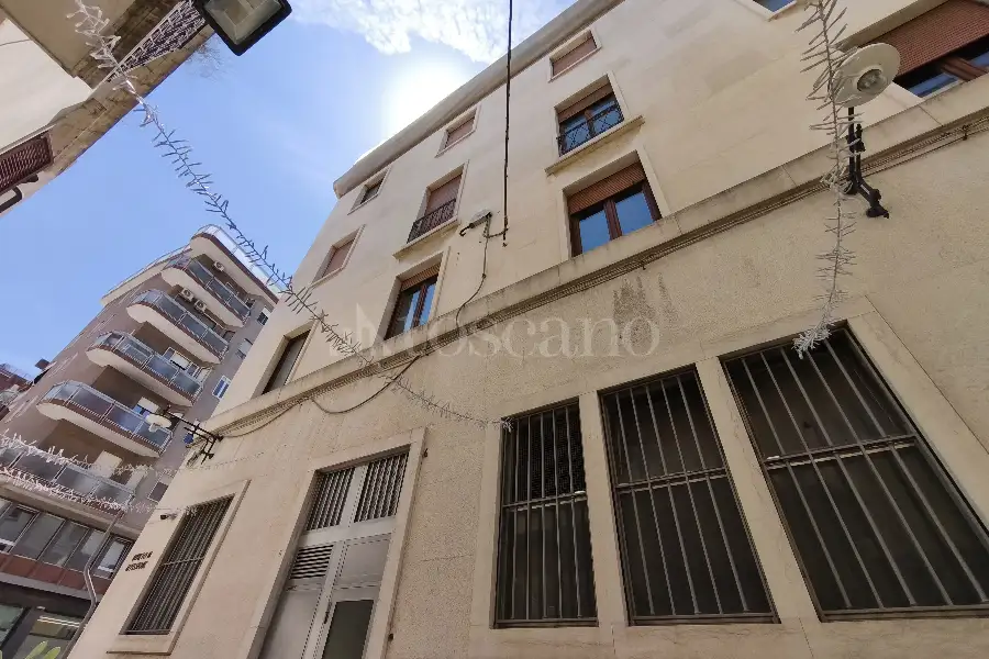 Palazzo in vendita di 800 mq a €1.300.000 (rif. 25/2026)