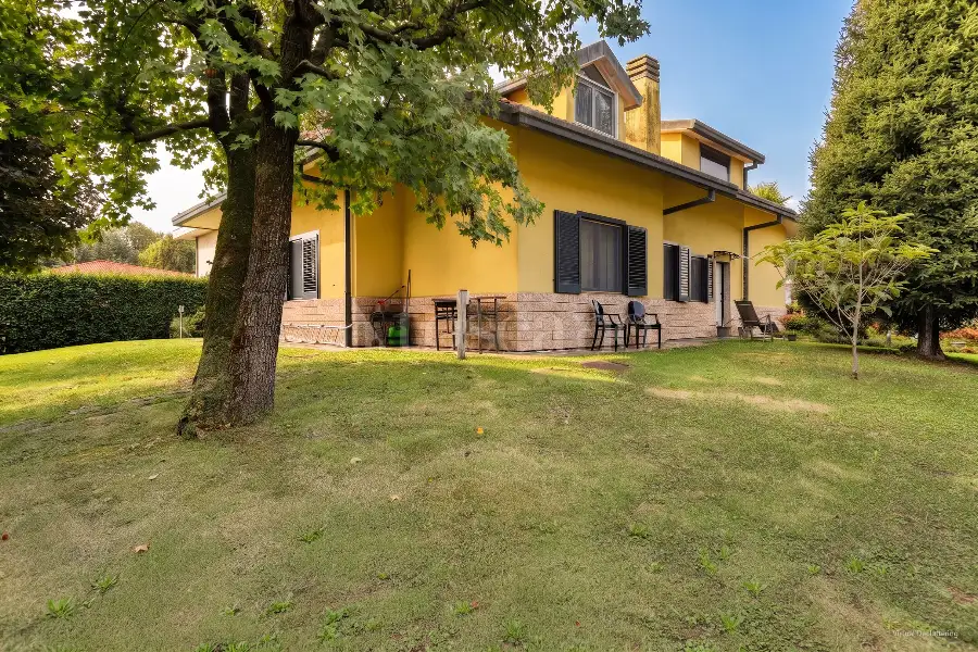 Villa in vendita di 370 mq a €410.000 (rif. 193/2026)