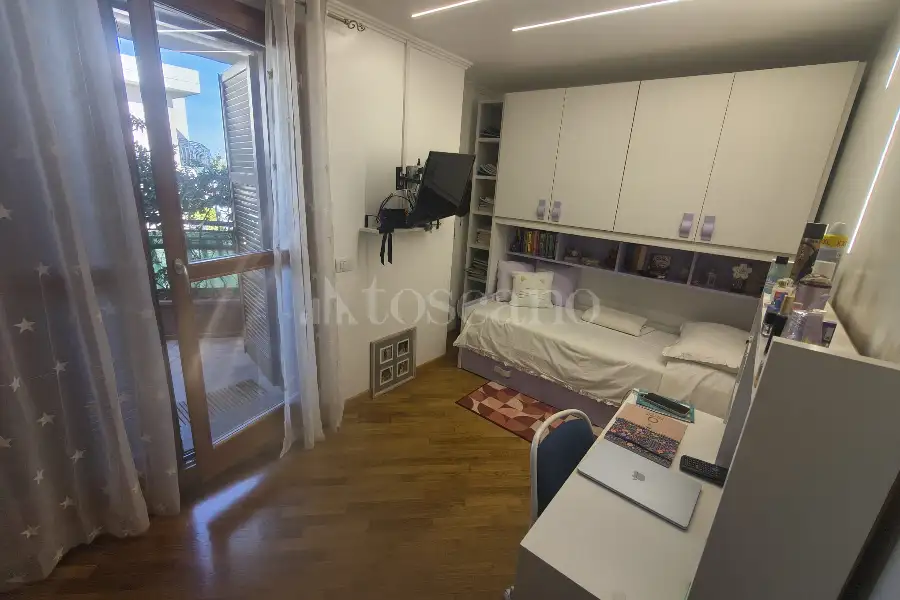 Attico in vendita di 100 mq a €470.000 (rif. 60/2026)