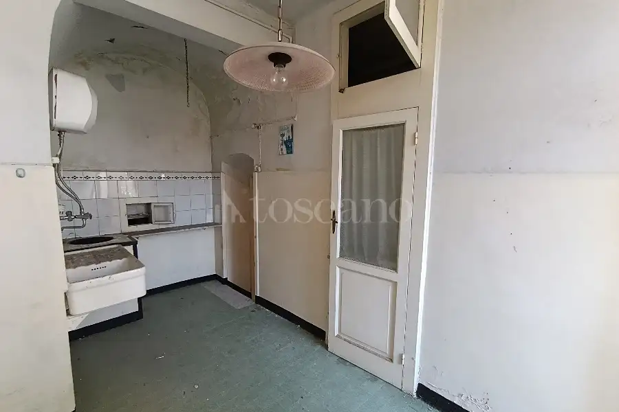 Palazzo in vendita di 408 mq a €1.100.000 (rif. 23/2026)