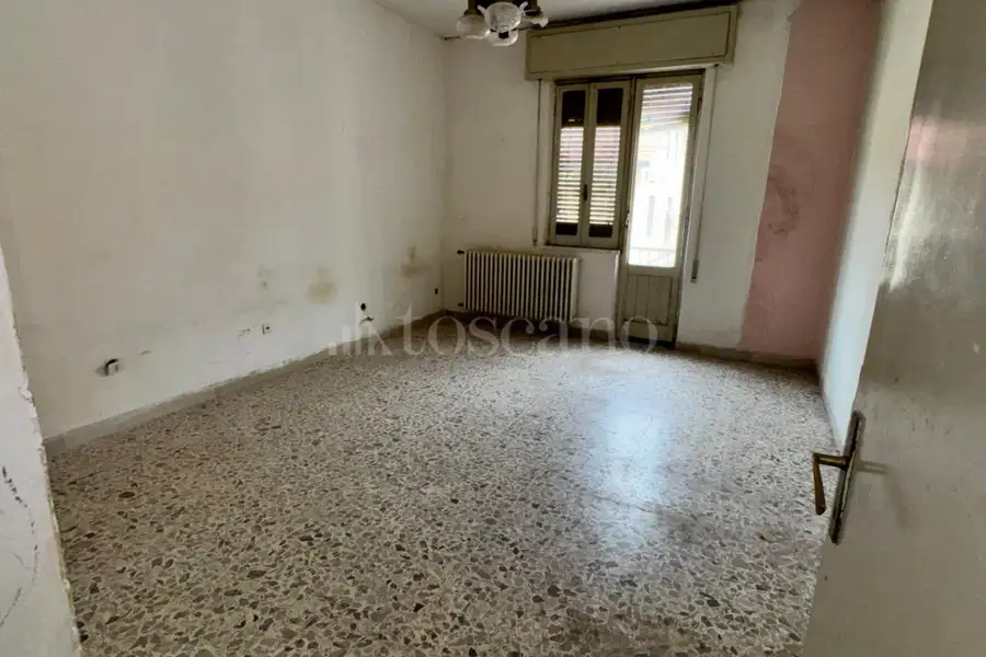 Casa Indipendente in vendita di 250 mq a €60.000 (rif. 103/2025)