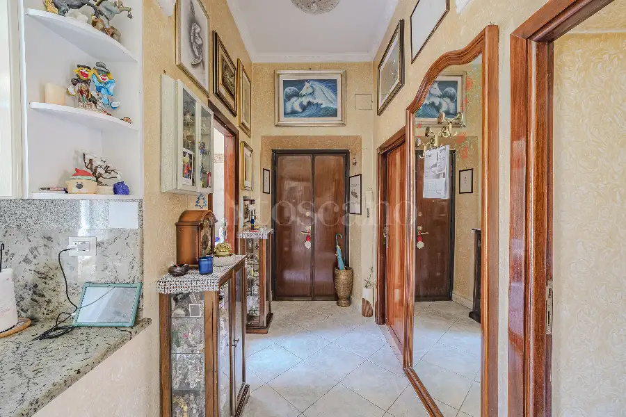 Casa in vendita di 85 mq a €665.000 (rif. 16/2026)