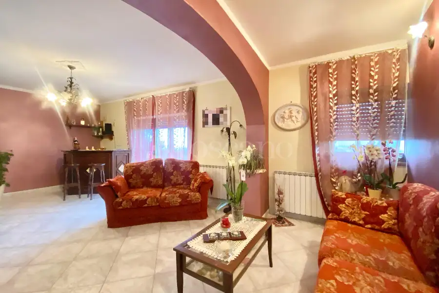 Casa in vendita di 171 mq a €176.000 (rif. 15/2025)