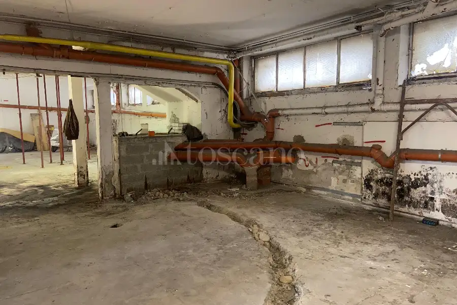 Laboratorio in vendita di 240 mq a €285.000 (rif. 7/2025)