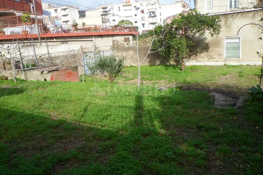 Villa in vendita di 225 mq a €100.000 (rif. 98/2016)
