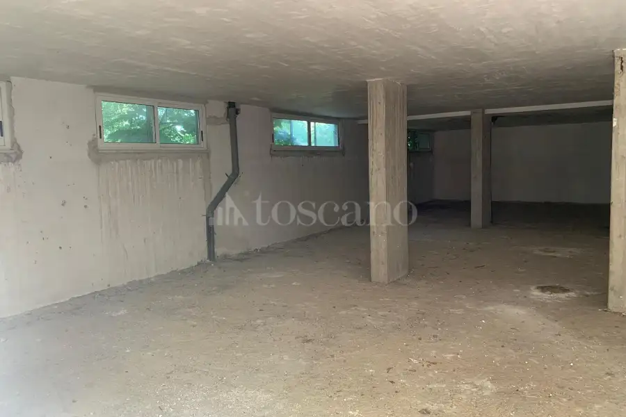 Magazzino in vendita di 324 mq a €60.000 (rif. 46/2025)