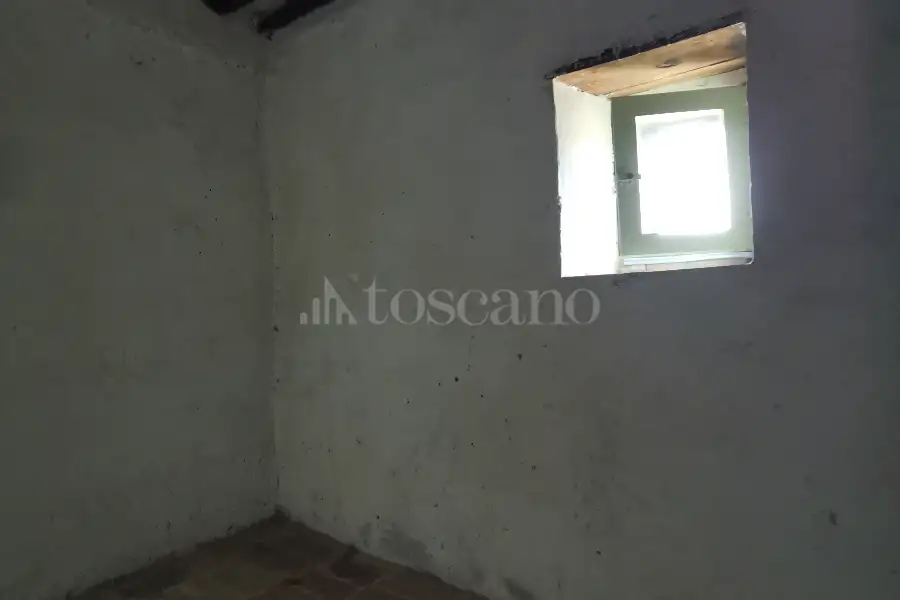 Casa in vendita di 250 mq a €274.000 (rif. 32/2023)