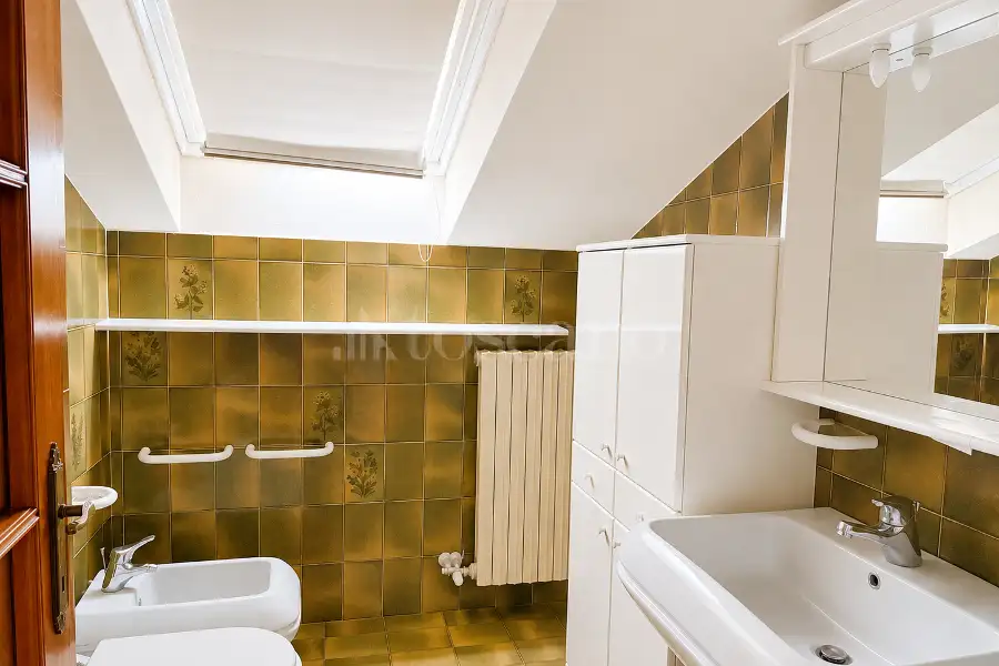 Casa in vendita di 240 mq a €440.000 (rif. 21/2026)