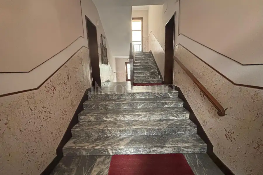 Stanza in affitto di 100 mq a €400 (rif. 40/2026)