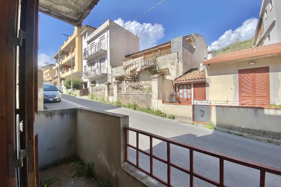 Casa Indipendente in vendita di 220 mq a €164.000 (rif. 16/2026)
