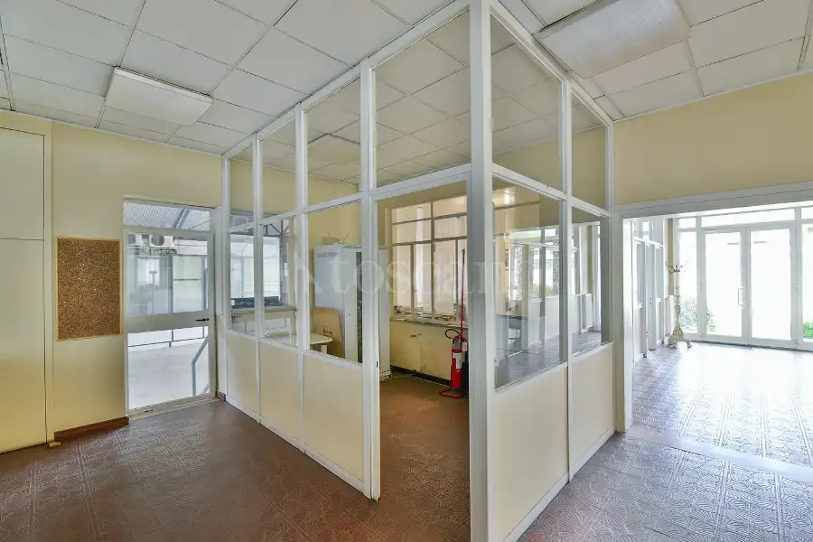 Magazzino in vendita di 3.000 mq a €1.700.000 (rif. 34/2026)