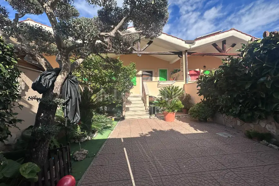 Villino a Schiera in vendita di 150 mq a €274.000 (rif. 62/2026)