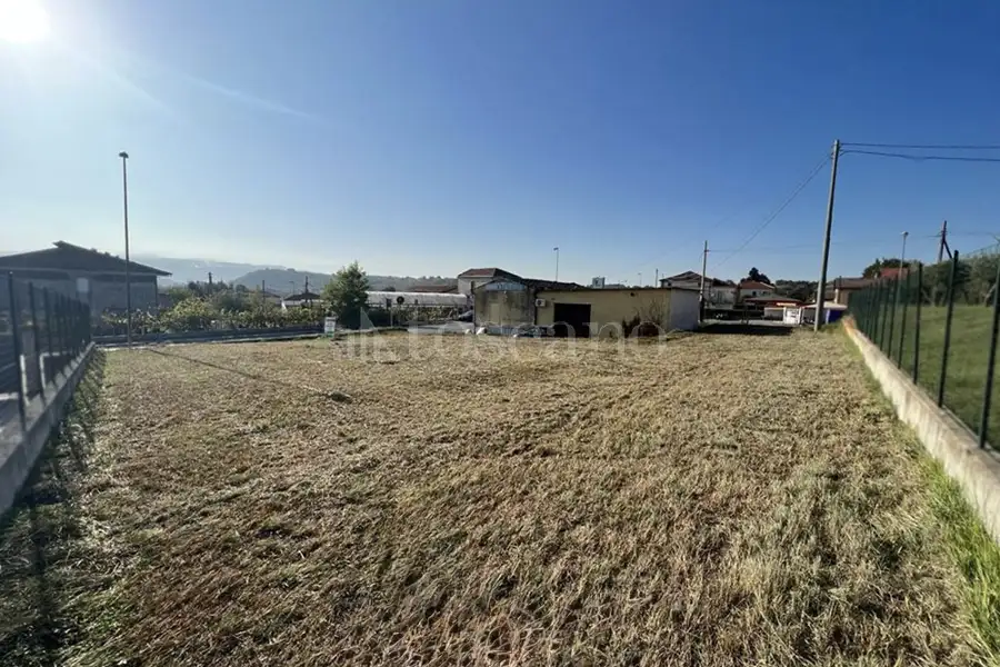 Negozio in vendita di 137 mq a €115.000 (rif. 10/2026)