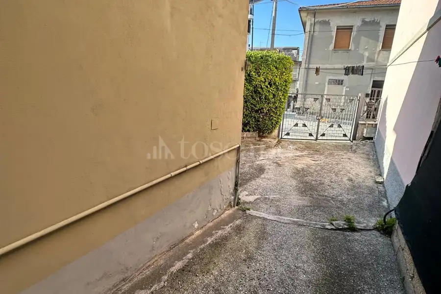 Casa Indipendente in vendita di 150 mq a €60.000 (rif. 126/2025)