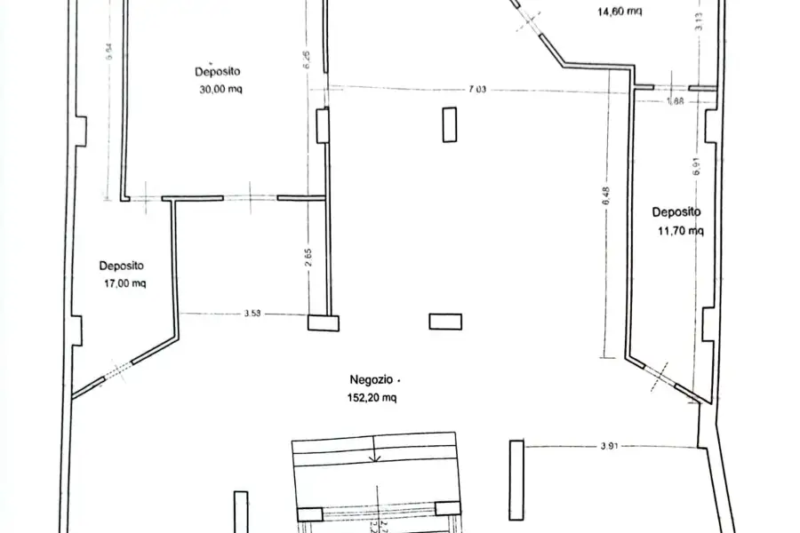 Negozio in vendita di 209 mq a €260.000 (rif. 11/2025)