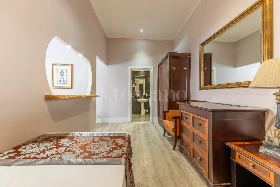 Albergo in vendita di 592 mq a €1.999.000 (rif. 17/2025)