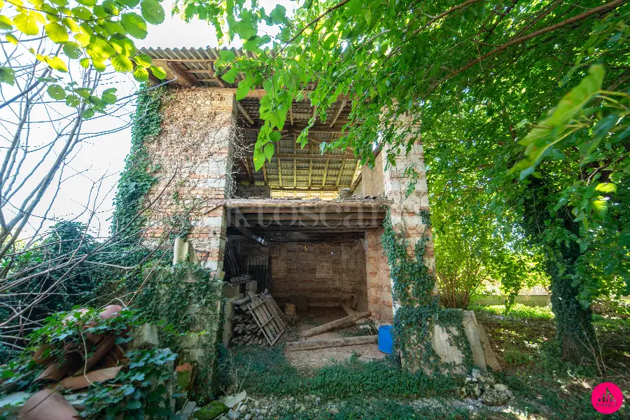 Rustico in vendita di 150 mq a €45.000 (rif. 62/2025)