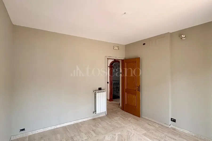 Villa Plurifamiliare in vendita di 230 mq a €299.000 (rif. 70/2024)