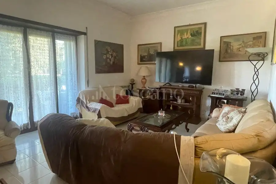 Villa in vendita di 320 mq a €469.000 (rif. 77/2024)