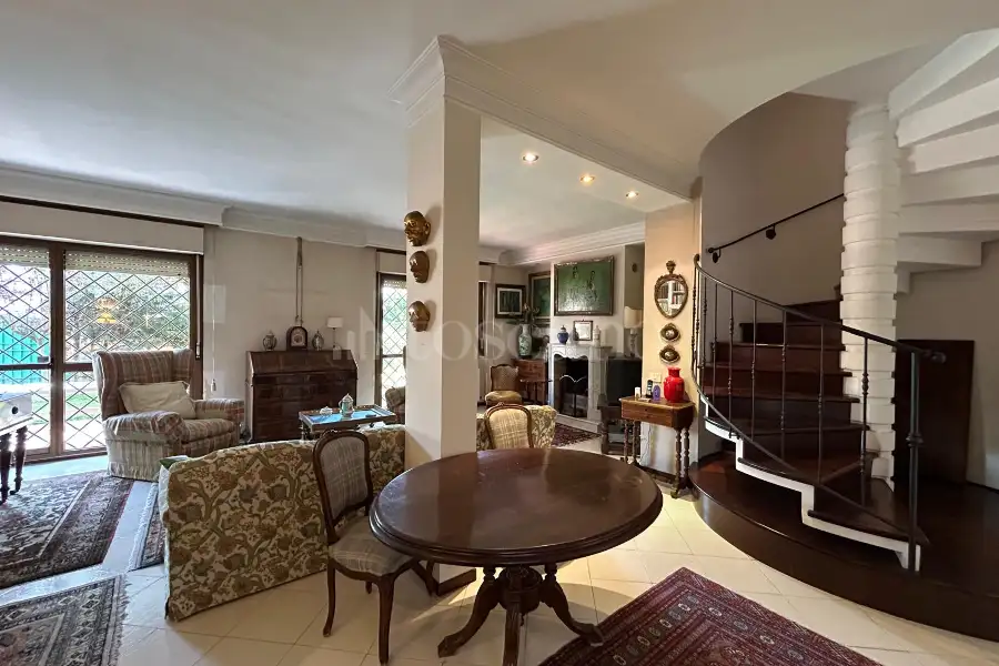 Villa in vendita di 210 mq a €489.000 (rif. 14/2026)