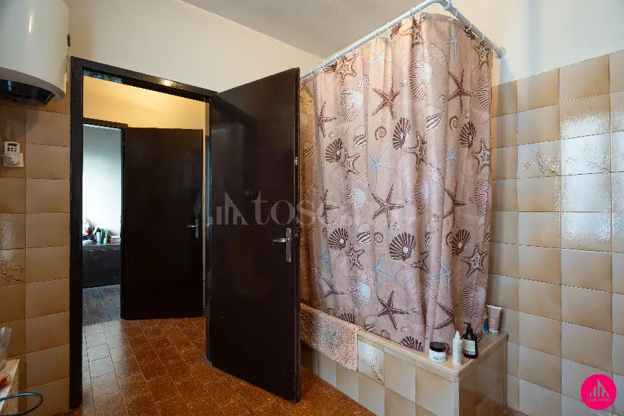 Casa Indipendente in vendita di 310 mq a €190.000 (rif. 66/2026)