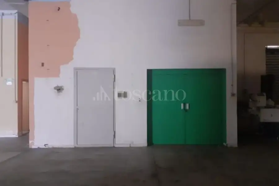 Capannone in affitto di 1.600 mq a €1.500 (rif. 26/2026)