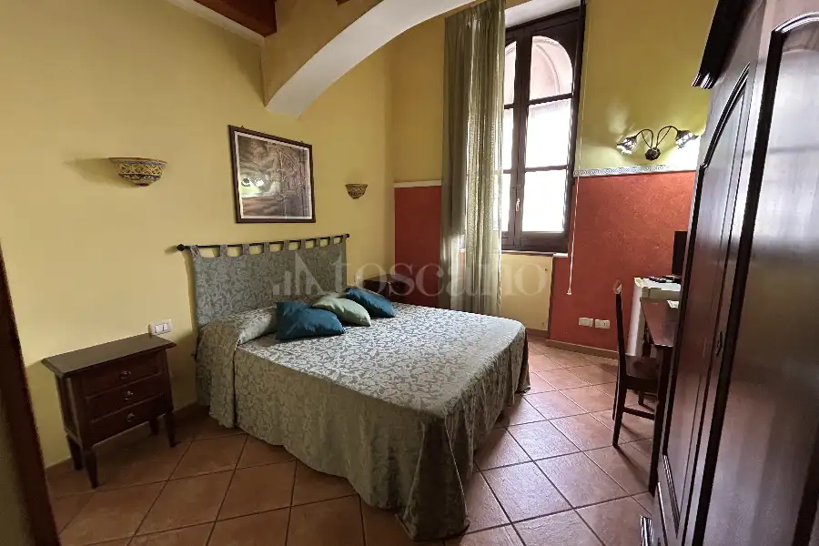 Palazzo in vendita di 400 mq a €445.000 (rif. 15/2025)