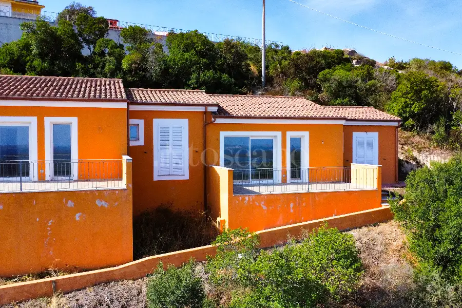 Villino a Schiera in vendita di 100 mq a €370.000 (rif. 10/2025)