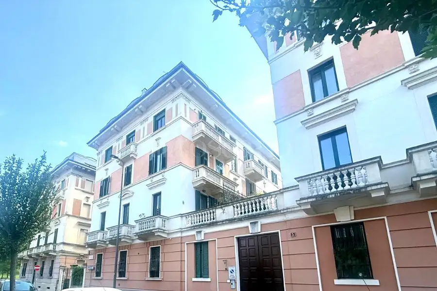 Casa in vendita di 90 mq a €465.000 (rif. 18/2026)