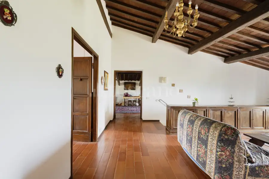 Casa in vendita di 430 mq a €1.250.000 (rif. 25/2025)