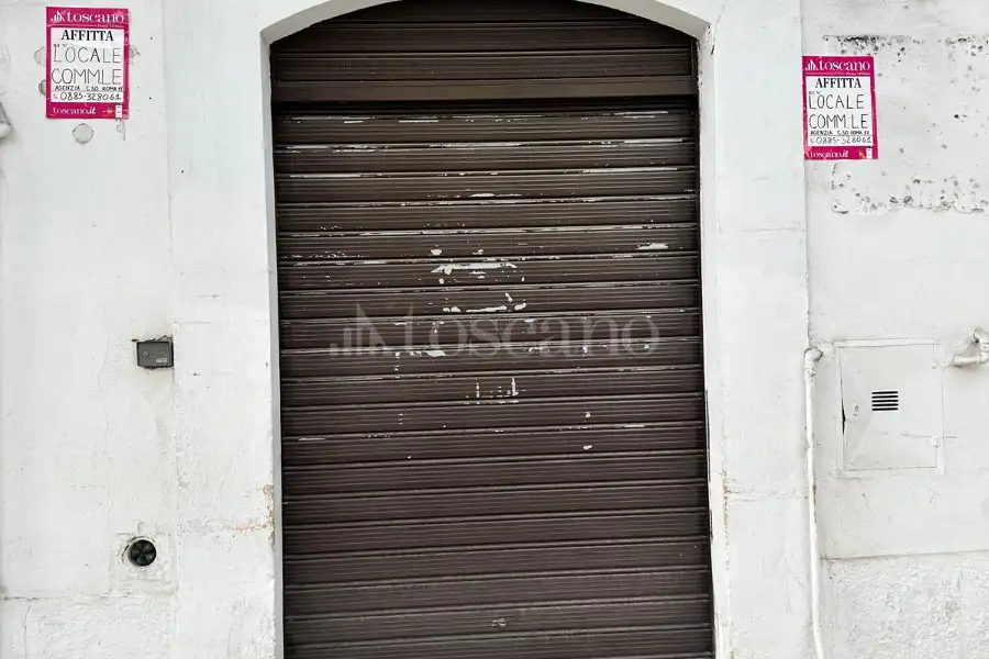 Negozio in affitto di 55 mq a €450 (rif. 37/2024)