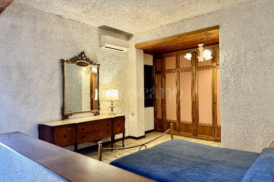 Villa in vendita di 380 mq a €550.000 (rif. 94/2026)
