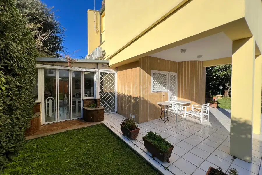 Villa Bifamiliare in vendita di 135 mq a €550.000 (rif. 13/2026)