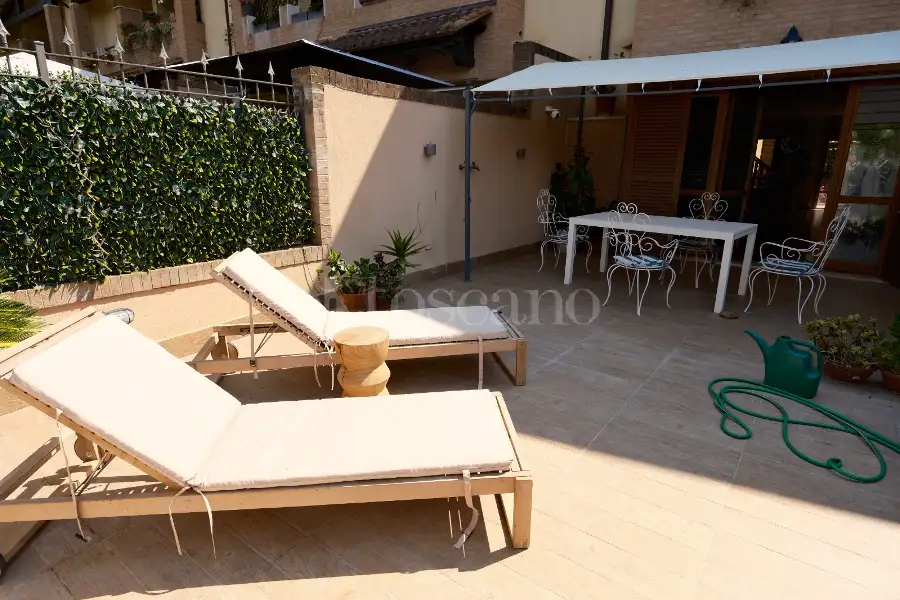 Villino a Schiera in vendita di 200 mq a €840.000 (rif. 39/2026)