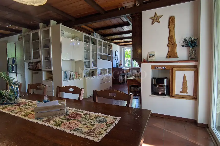 Villa in vendita di 300 mq a €369.000 (rif. 20/2026)